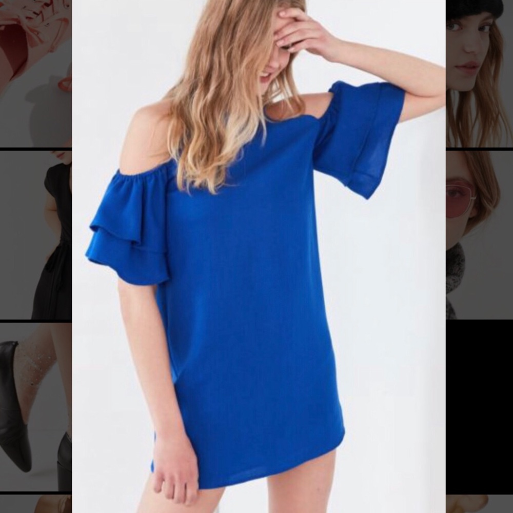 Urban Outfitters // blue Open Shoulder Sun Dress 💙